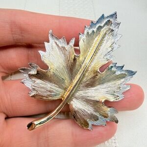 Vintage Sarah Coventry Tone Gold & Silver Two Tone Big Double Leaf Brooch
